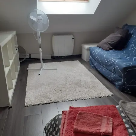 Le Pavillon Des Pilotes - 6pers - Circuit Des 24h - Wi-fi La Suze-sur-Sarthe