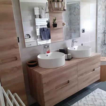 Le Pavillon Des Pilotes - 6pers - Circuit Des 24h - Wi-fi La Suze-sur-Sarthe